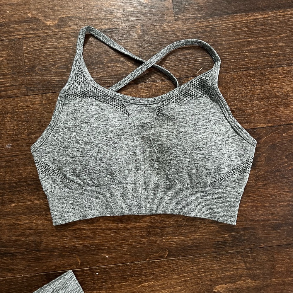 Workout Set - Picture 2 of 5